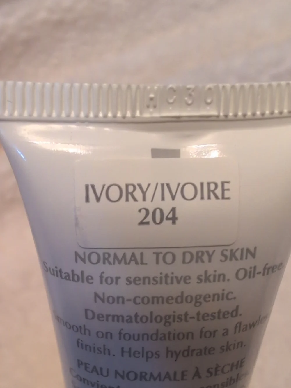 NWT Mary Kay Full-Coverage Foundation - Ivory 204
